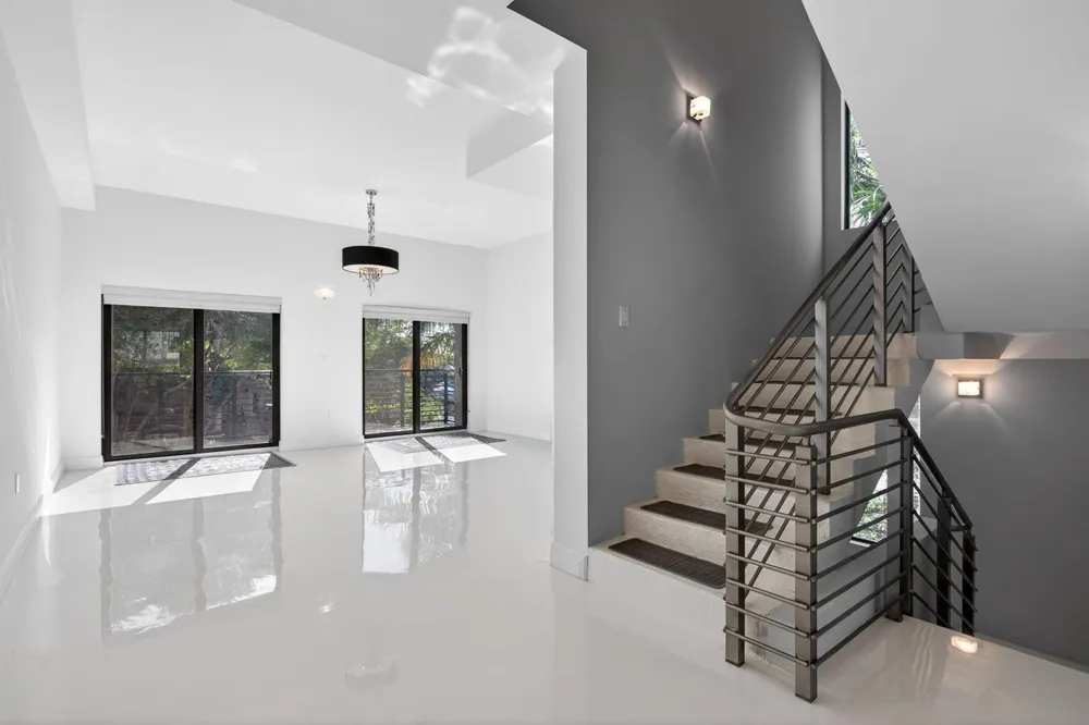 196 SE 4th Terrace #K-1 Pompano Beach, FL 33060