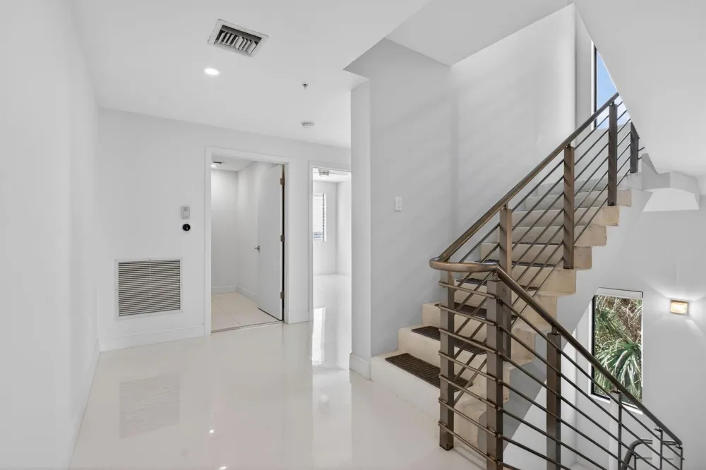 196 SE 4th Terrace #K-1 Pompano Beach, FL 33060