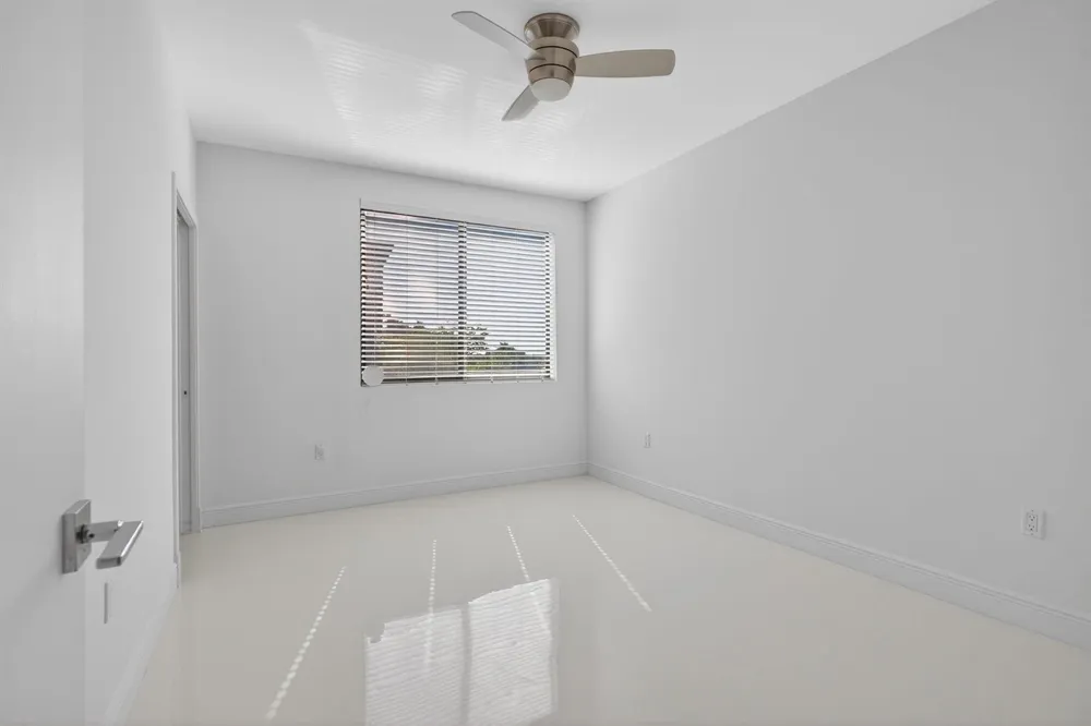 196 SE 4th Terrace #K-1 Pompano Beach, FL 33060