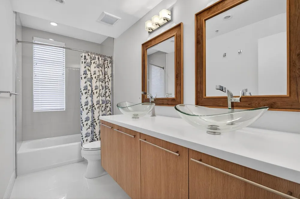 196 SE 4th Terrace #K-1 Pompano Beach, FL 33060