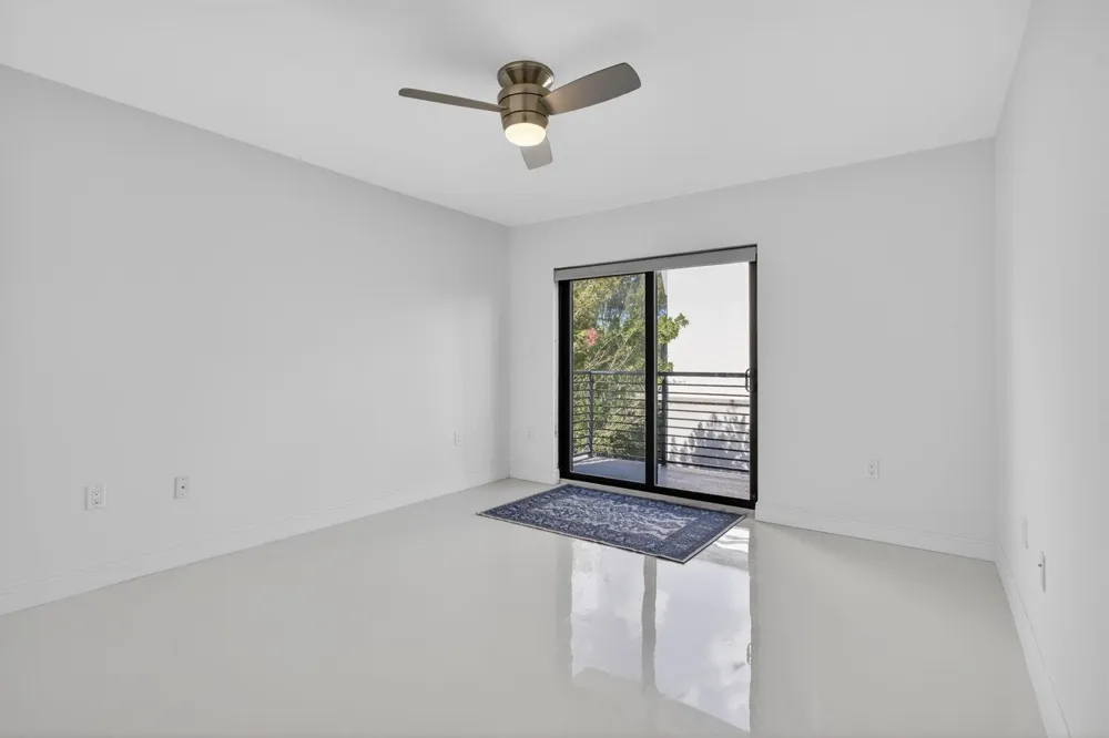 196 SE 4th Terrace #K-1 Pompano Beach, FL 33060