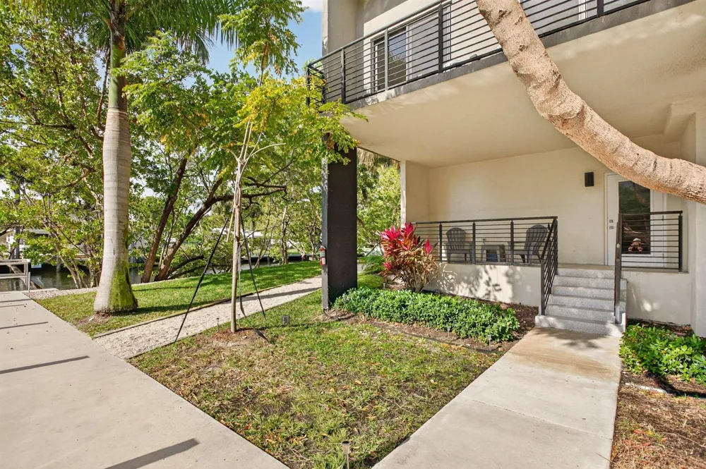 196 SE 4th Terrace #K-1 Pompano Beach, FL 33060
