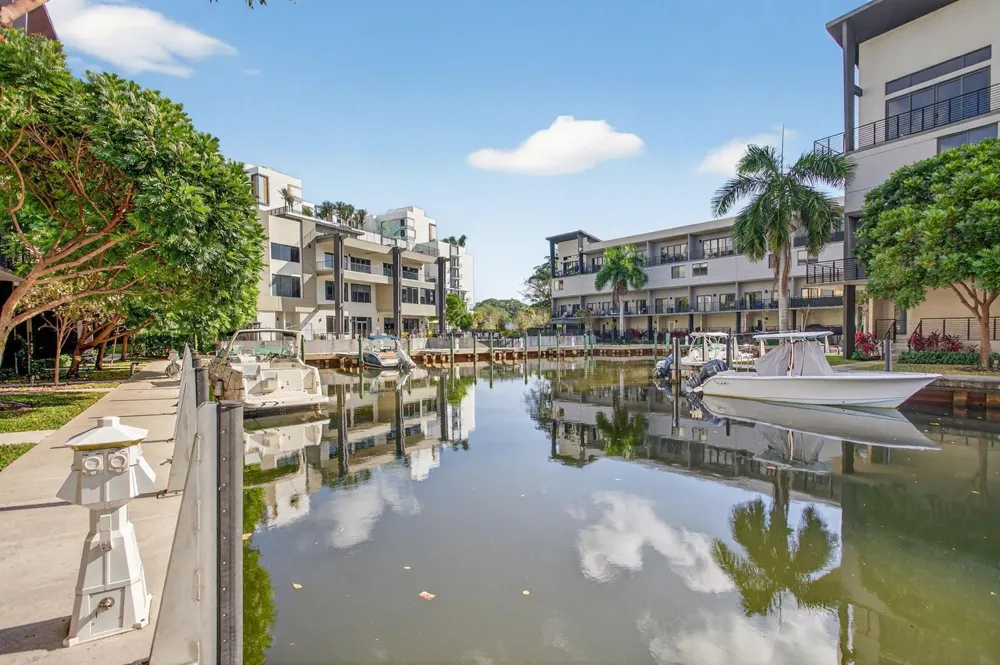 196 SE 4th Terrace #K-1 Pompano Beach, FL 33060