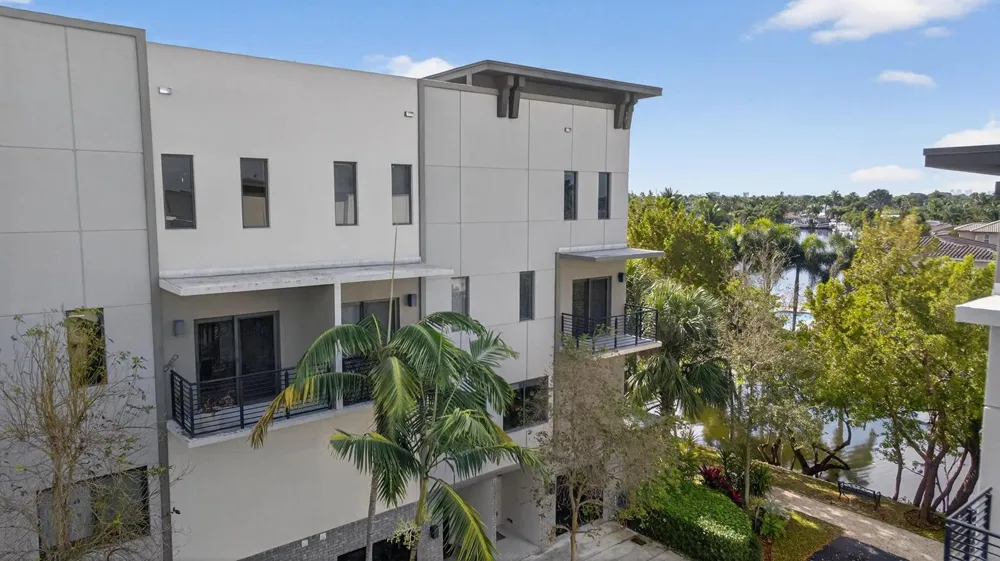 196 SE 4th Terrace #K-1 Pompano Beach, FL 33060