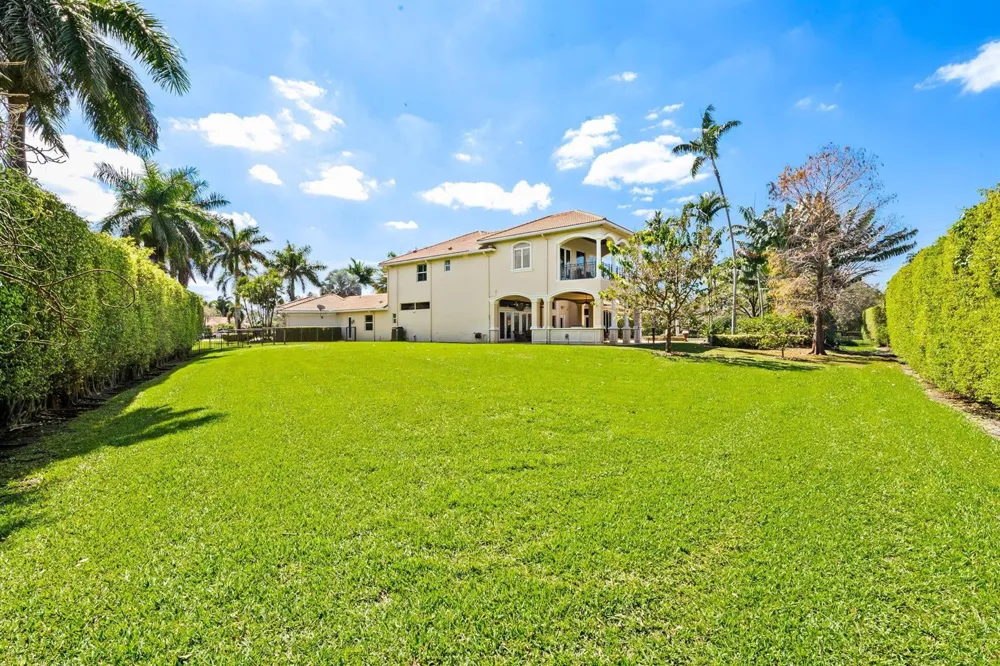 12741 Kapok Lane Davie, FL 33330