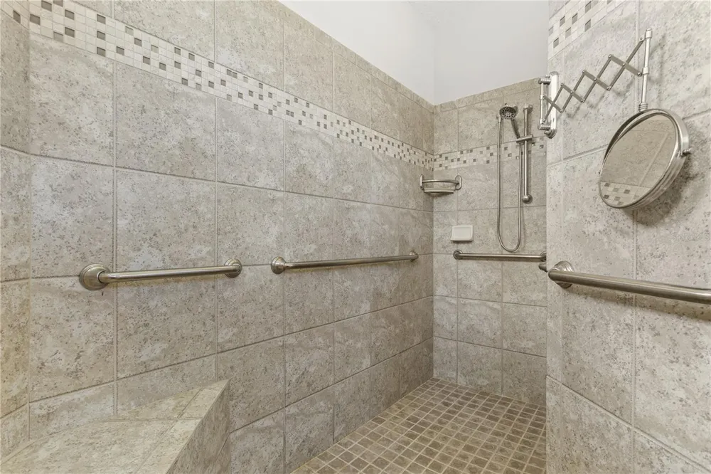29255 GRASS BUNKER DRIVE San Antonio, FL 33576