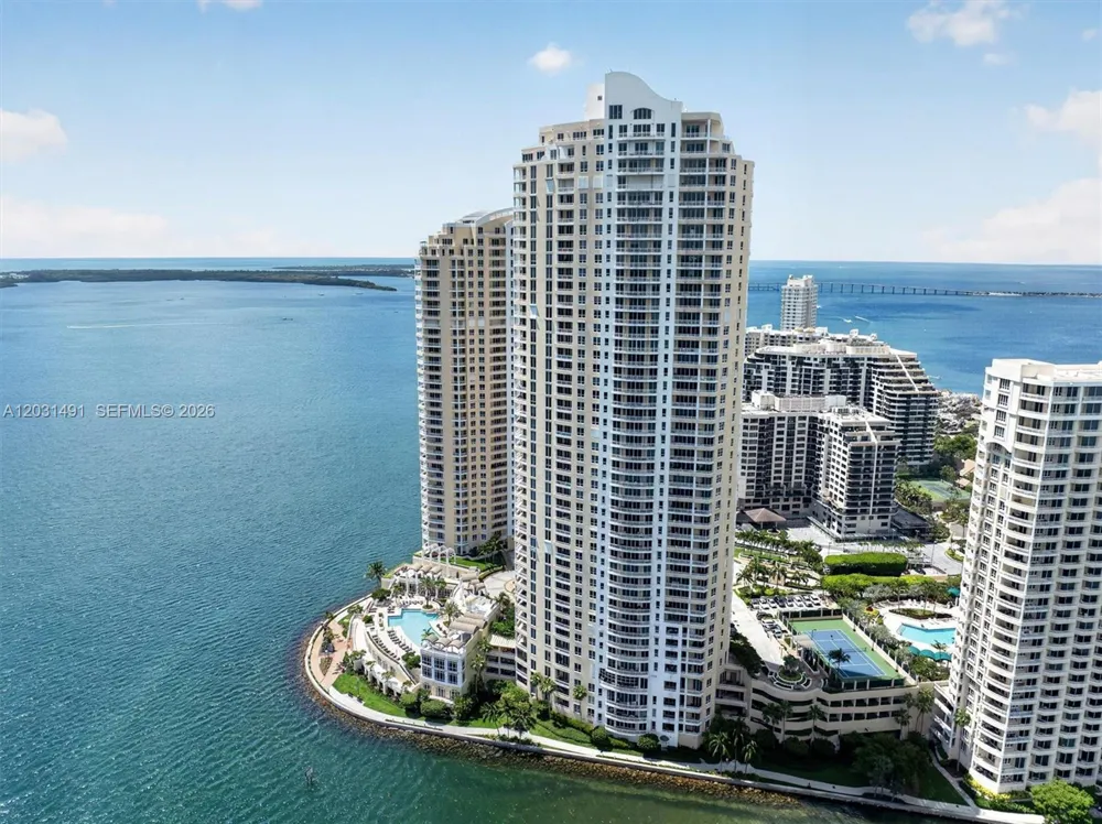 848 Brickell Key Dr #3402 Miami, FL 33131