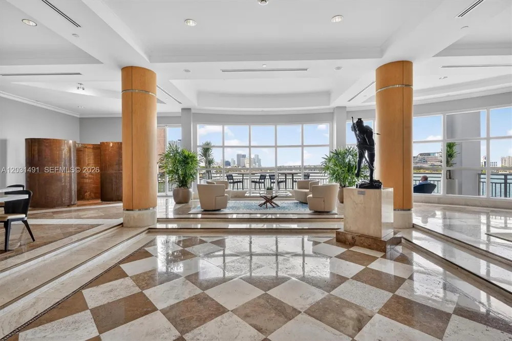 848 Brickell Key Dr #3402 Miami, FL 33131