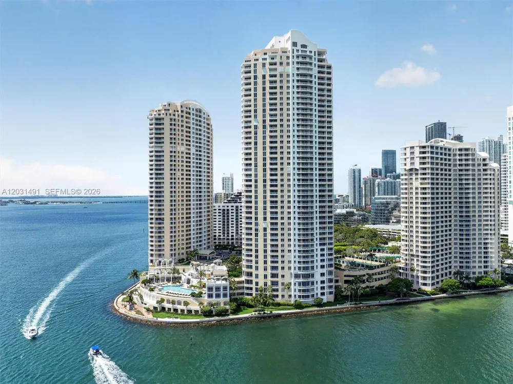 848 Brickell Key Dr #3402 Miami, FL 33131