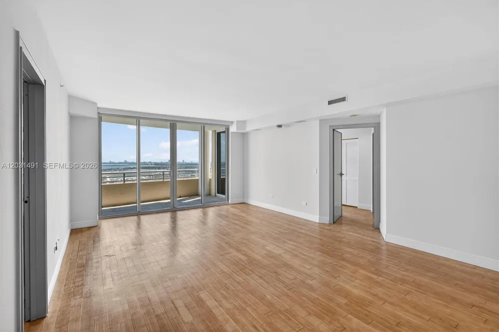 848 Brickell Key Dr #3402 Miami, FL 33131