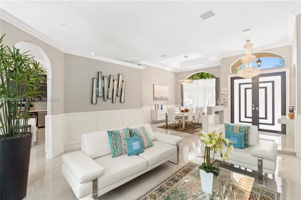 16601 SW 87th Ct Palmetto Bay, FL 33157