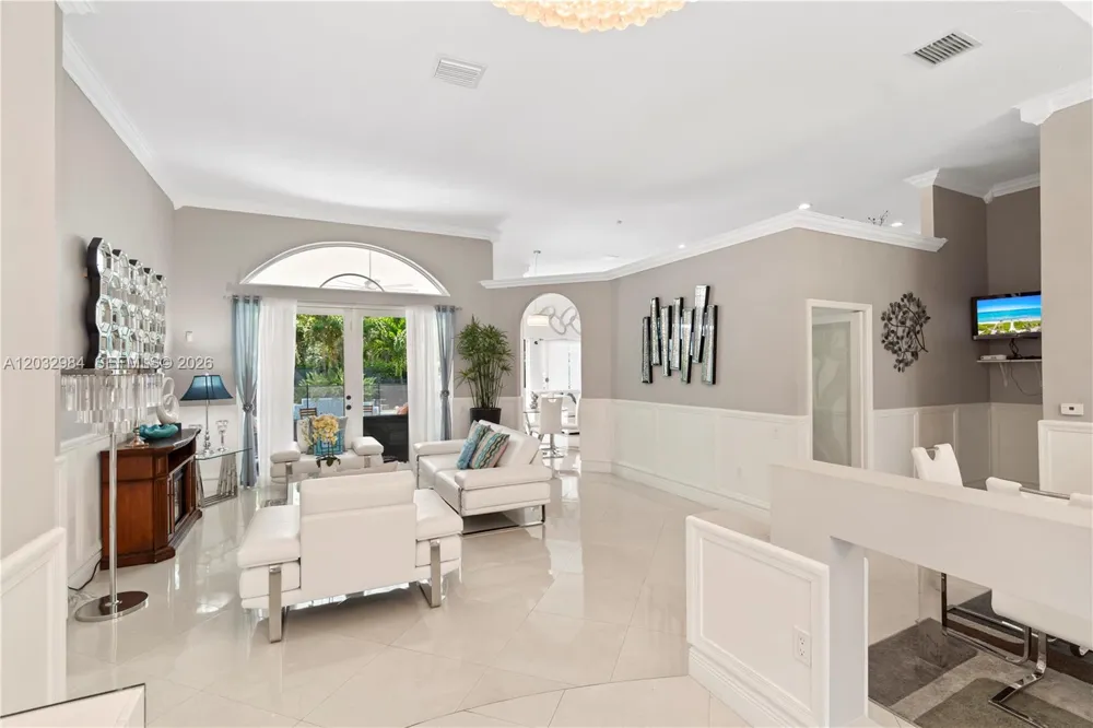 16601 SW 87th Ct Palmetto Bay, FL 33157