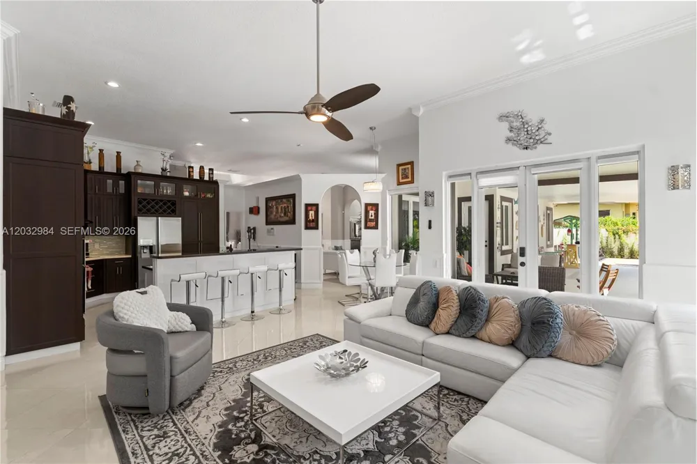 16601 SW 87th Ct Palmetto Bay, FL 33157