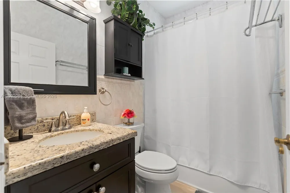 16601 SW 87th Ct Palmetto Bay, FL 33157