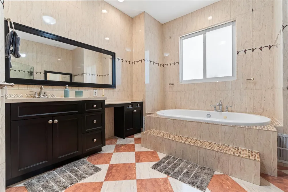 16601 SW 87th Ct Palmetto Bay, FL 33157