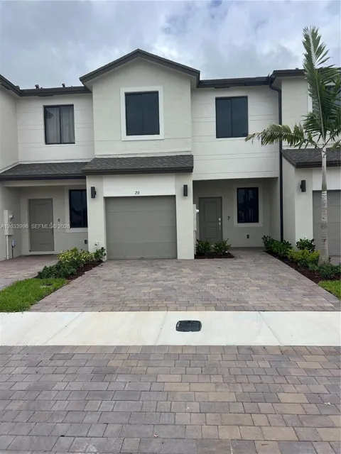 20 NW 15th Ct