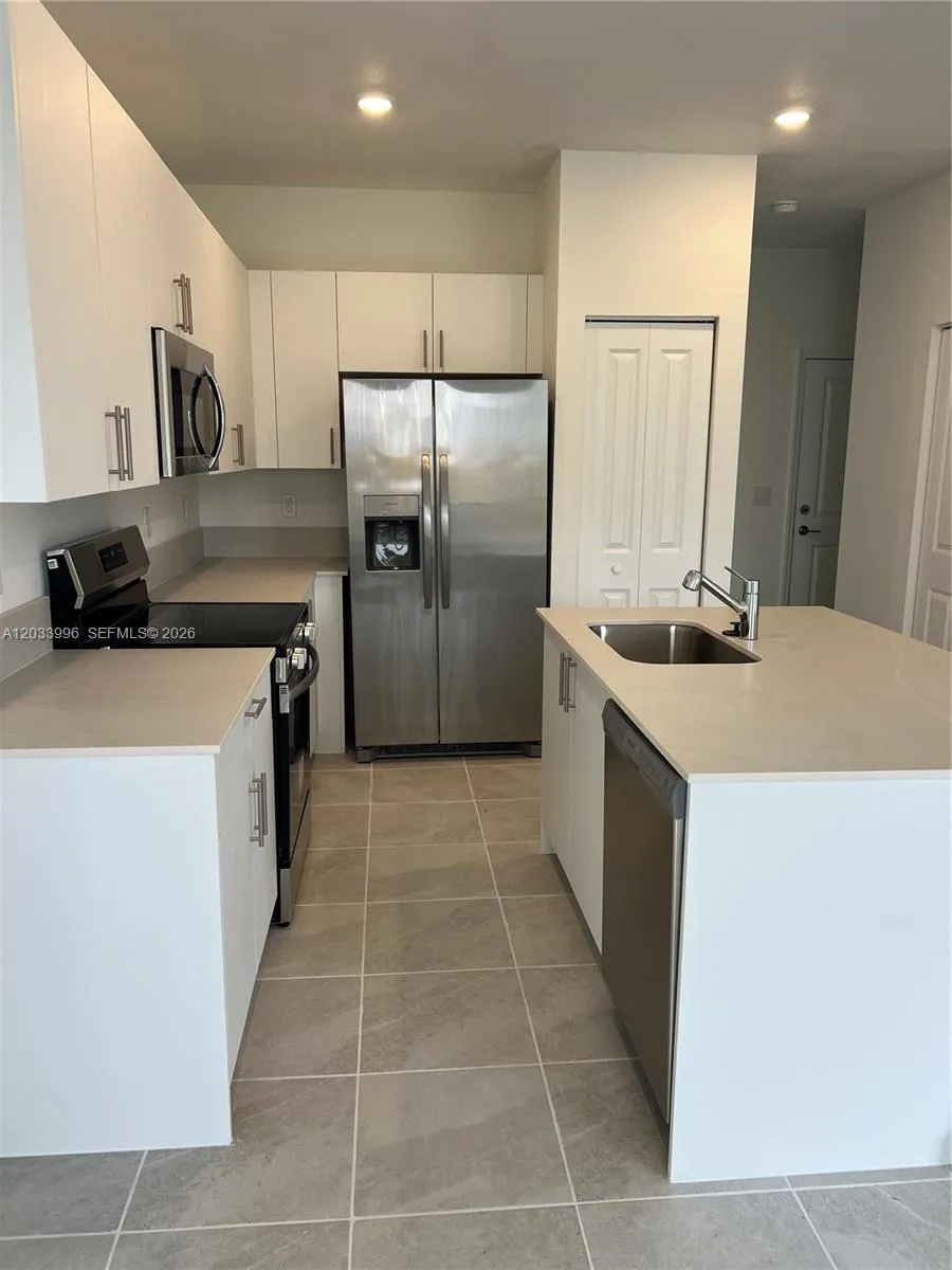 20 NW 15th Ct Florida City, FL 33034