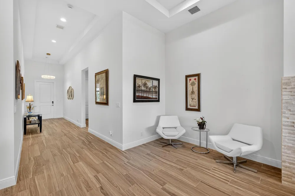 10033 Regency Way Palm Beach Gardens, FL 33412