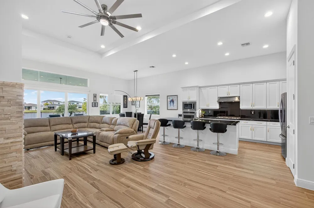 10033 Regency Way Palm Beach Gardens, FL 33412