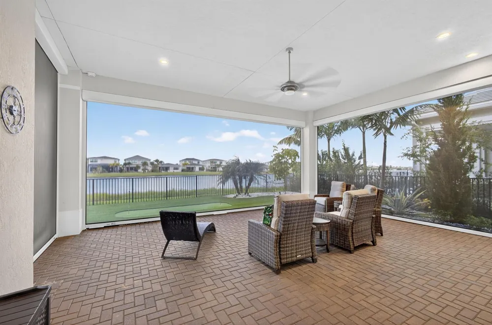 10033 Regency Way Palm Beach Gardens, FL 33412