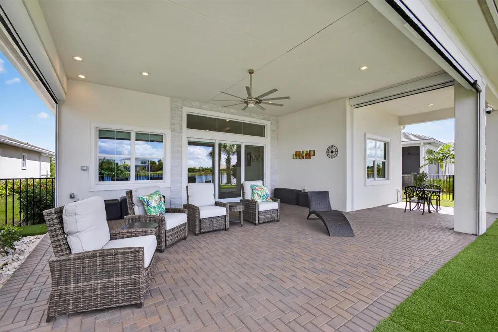 10033 Regency Way Palm Beach Gardens, FL 33412