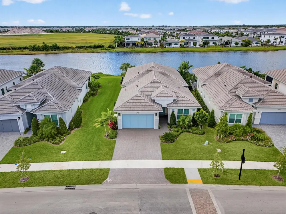 10033 Regency Way Palm Beach Gardens, FL 33412