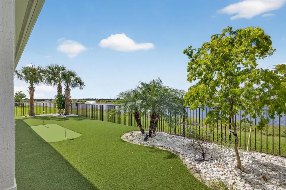 10033 Regency Way Palm Beach Gardens, FL 33412
