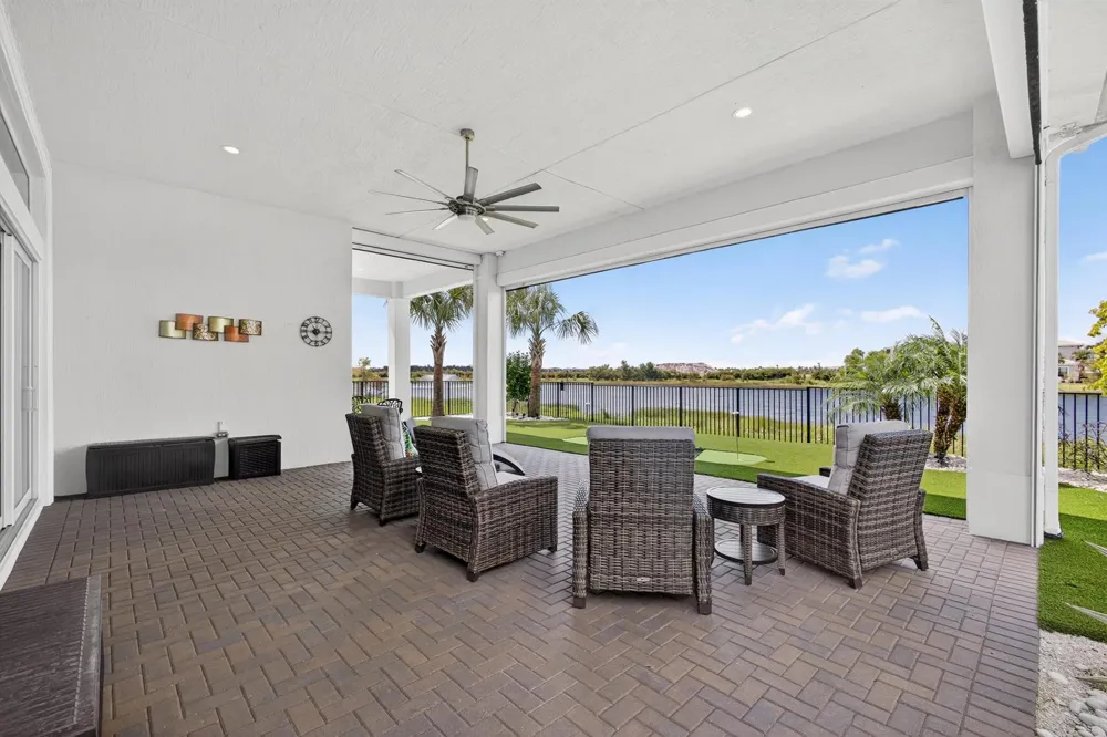 10033 Regency Way Palm Beach Gardens, FL 33412