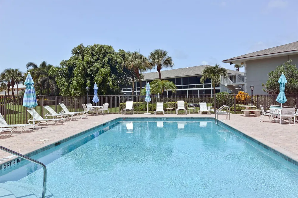 50 Celestial Way #8e Juno Beach, FL 33408