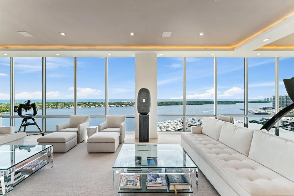 3 Water Club Way #1902 North Palm Beach, FL 33408