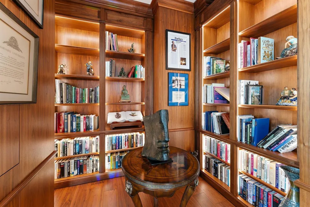3 Water Club Way #1902 North Palm Beach, FL 33408