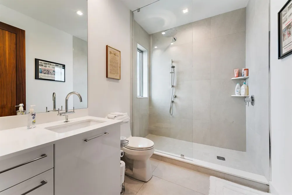 3 Water Club Way #1902 North Palm Beach, FL 33408