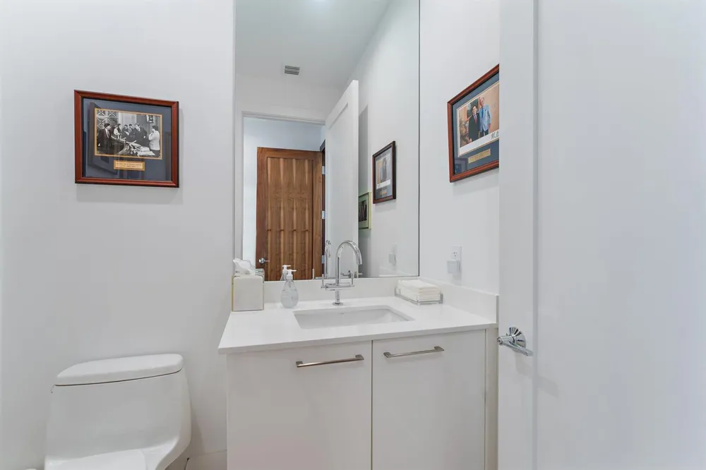 3 Water Club Way #1902 North Palm Beach, FL 33408