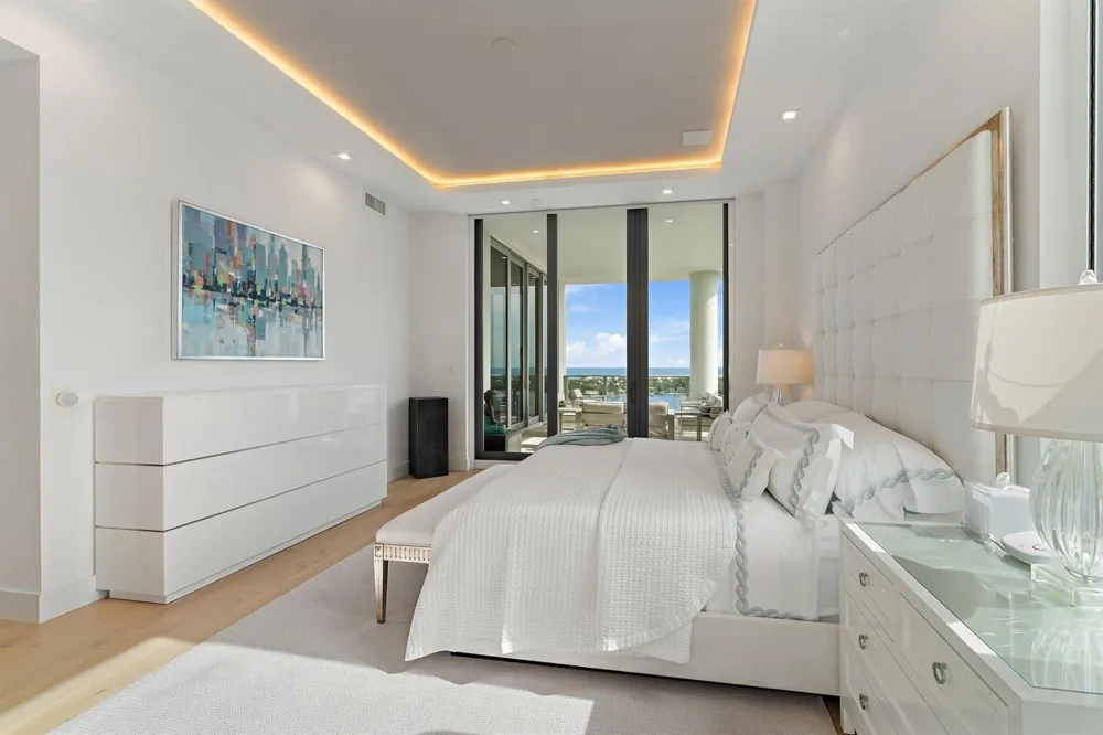 3 Water Club Way #1902 North Palm Beach, FL 33408