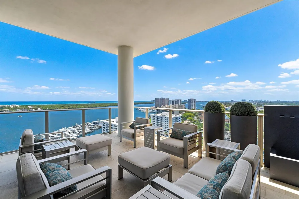 3 Water Club Way #1902 North Palm Beach, FL 33408