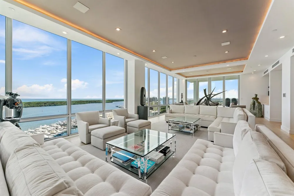 3 Water Club Way #1902 North Palm Beach, FL 33408