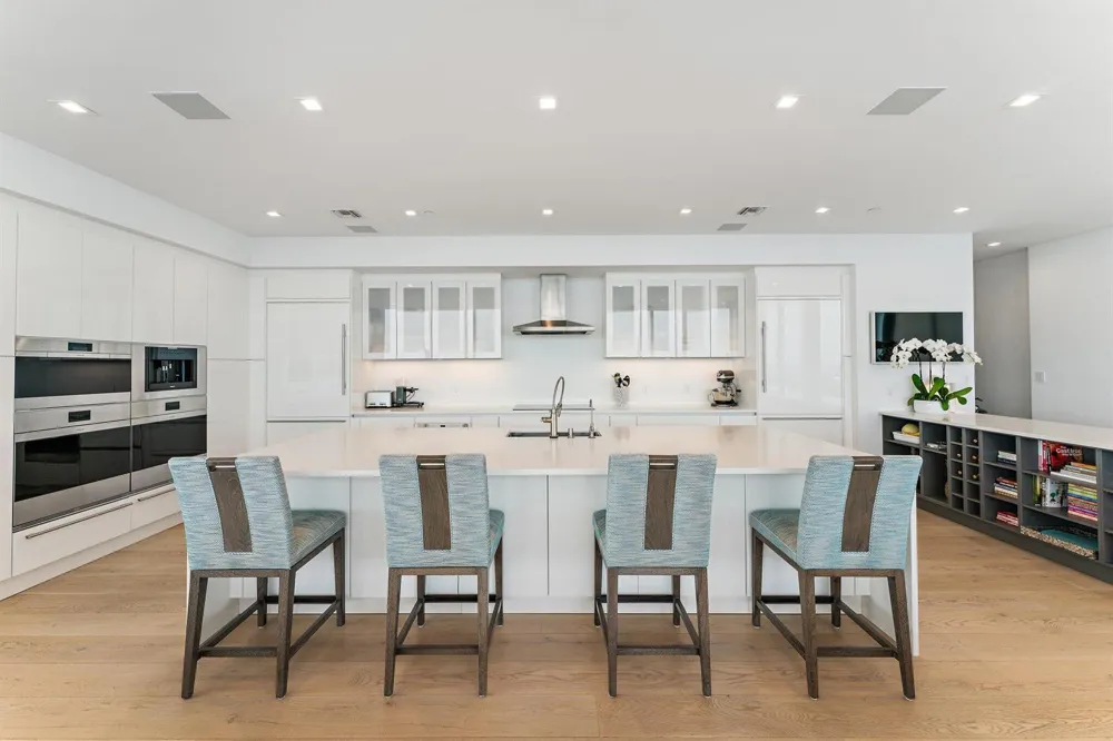 3 Water Club Way #1902 North Palm Beach, FL 33408
