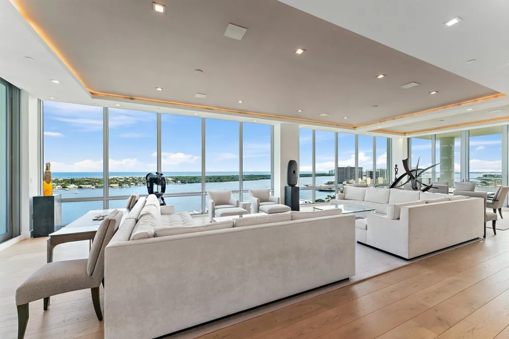3 Water Club Way #1902 North Palm Beach, FL 33408