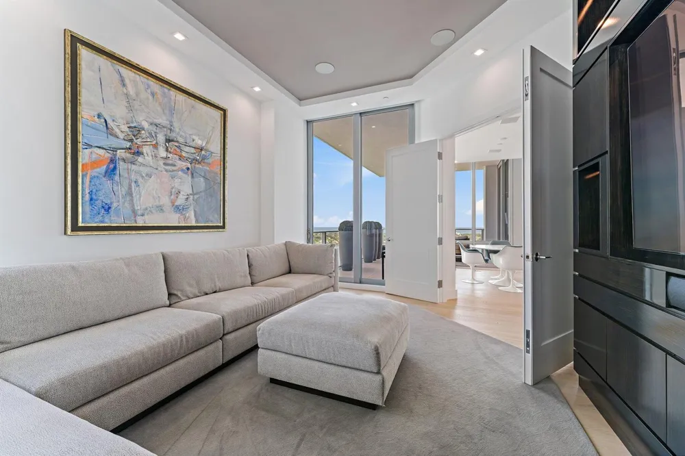 3 Water Club Way #1902 North Palm Beach, FL 33408