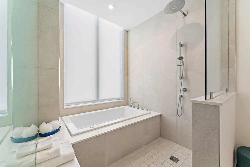3 Water Club Way #1902 North Palm Beach, FL 33408