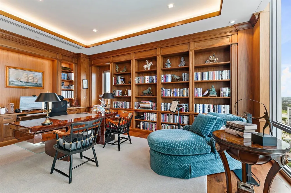 3 Water Club Way #1902 North Palm Beach, FL 33408