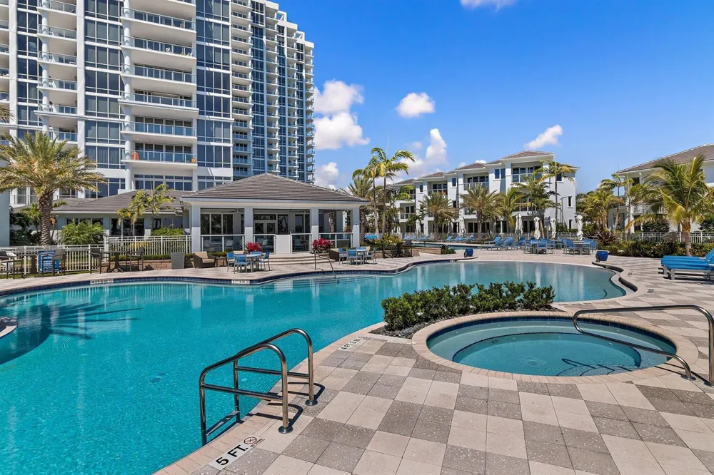 3 Water Club Way #1902 North Palm Beach, FL 33408