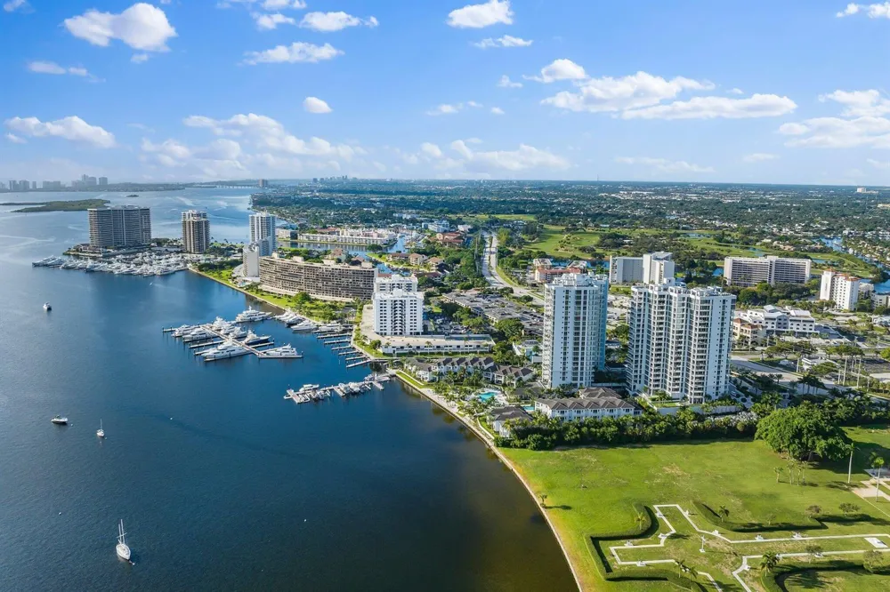 3 Water Club Way #1902 North Palm Beach, FL 33408