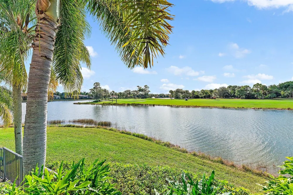 10520 Hawks Landing Terrace West Palm Beach, FL 33412