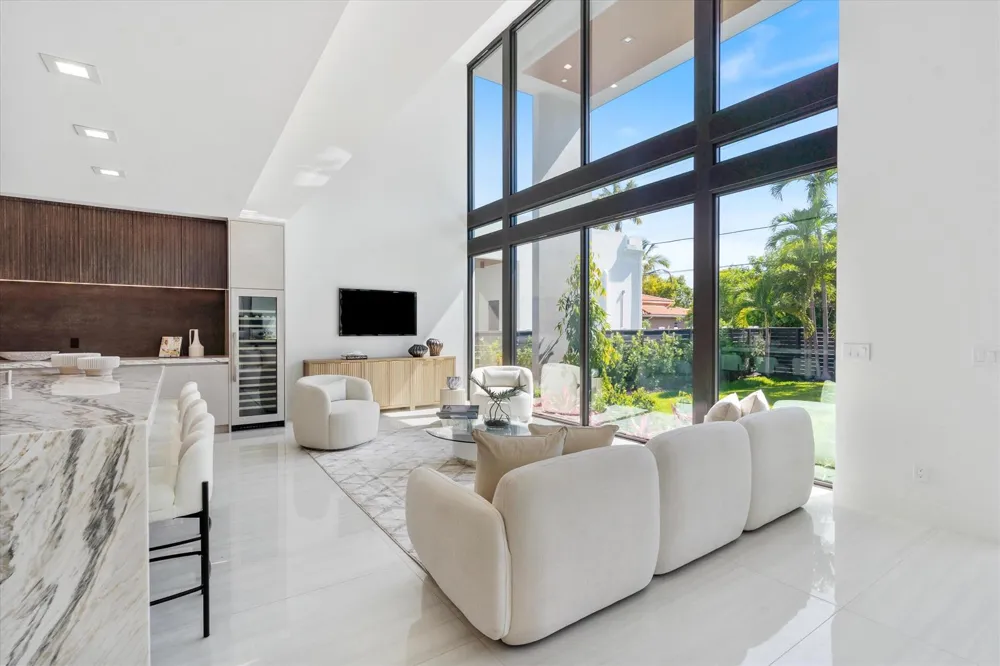 508 NE 9th Avenue Fort Lauderdale, FL 33301