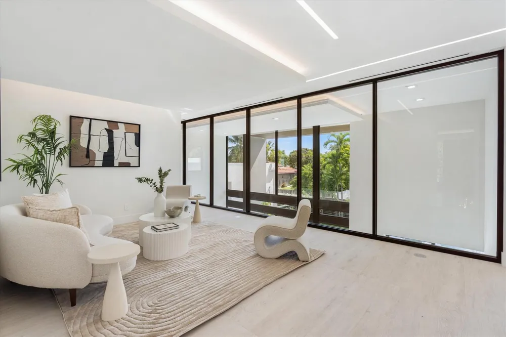 508 NE 9th Avenue Fort Lauderdale, FL 33301
