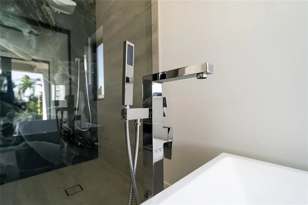 508 NE 9th Avenue Fort Lauderdale, FL 33301