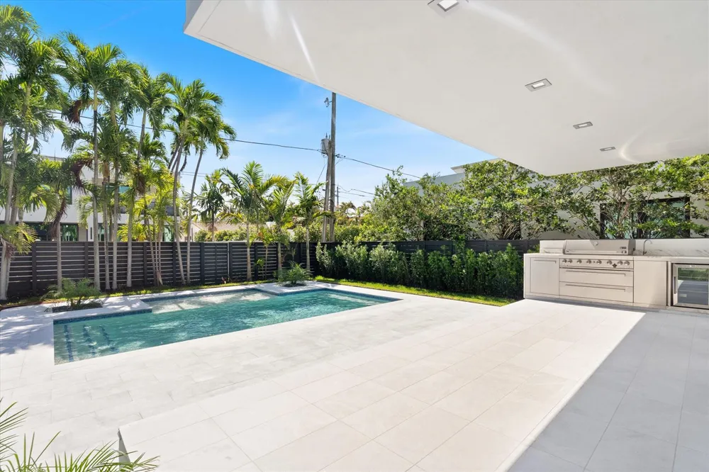 508 NE 9th Avenue Fort Lauderdale, FL 33301