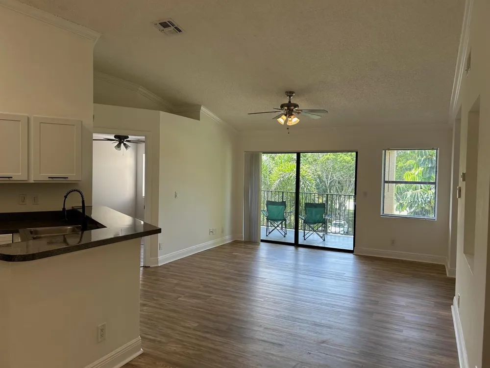 9999 Summerbreeze Drive #105 Sunrise, FL 33322
