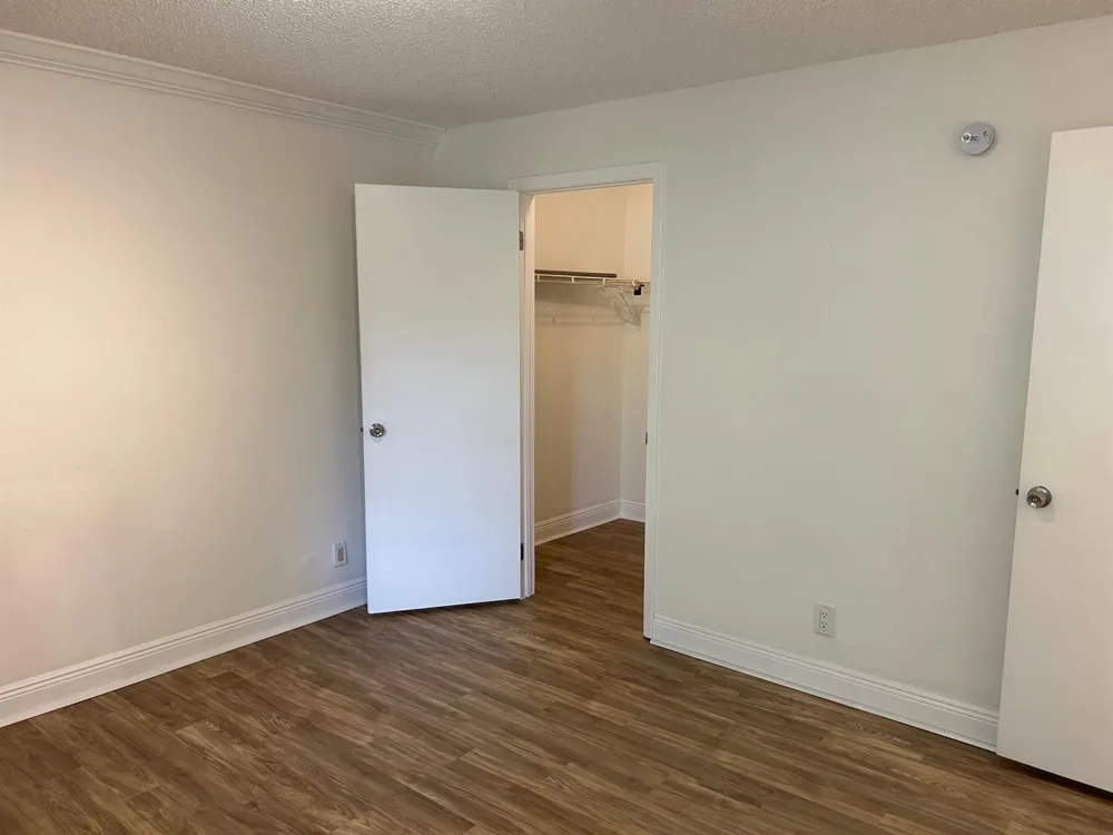 9999 Summerbreeze Drive #105 Sunrise, FL 33322